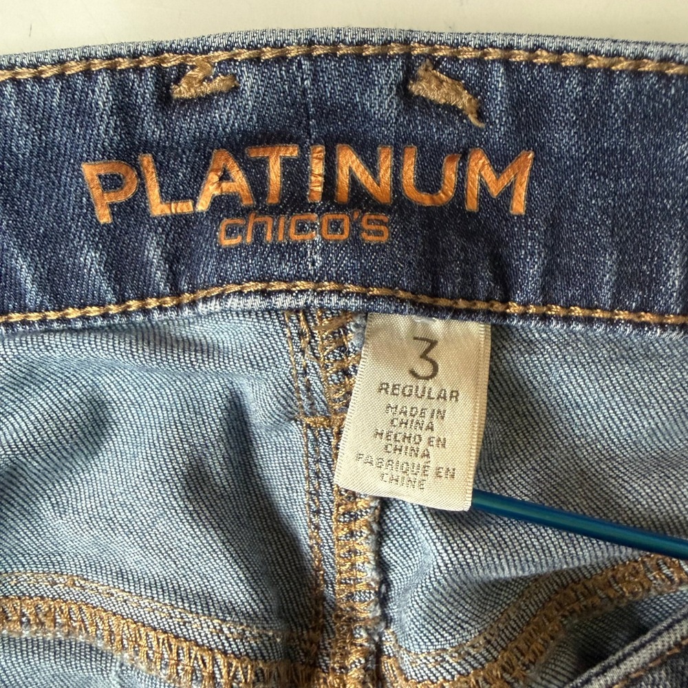 Chicos Platinum Jeans 3 Womens 16 Blue Medium Wash Straight Leg Stretch 40x28 - Picture 3 of 13